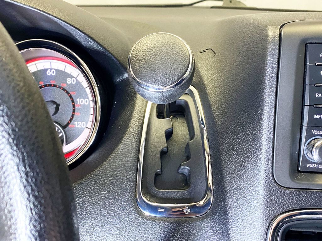 2015 Dodge Grand Caravan SXT - 22912060 - 29