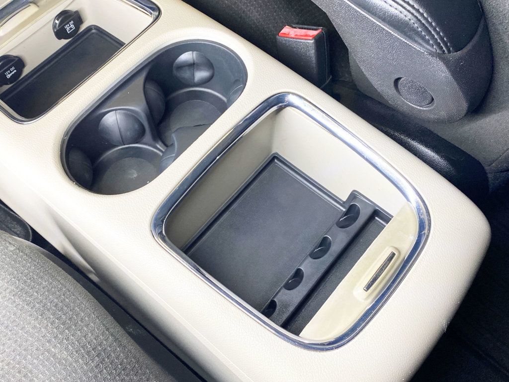 2015 Dodge Grand Caravan SXT - 22912060 - 34