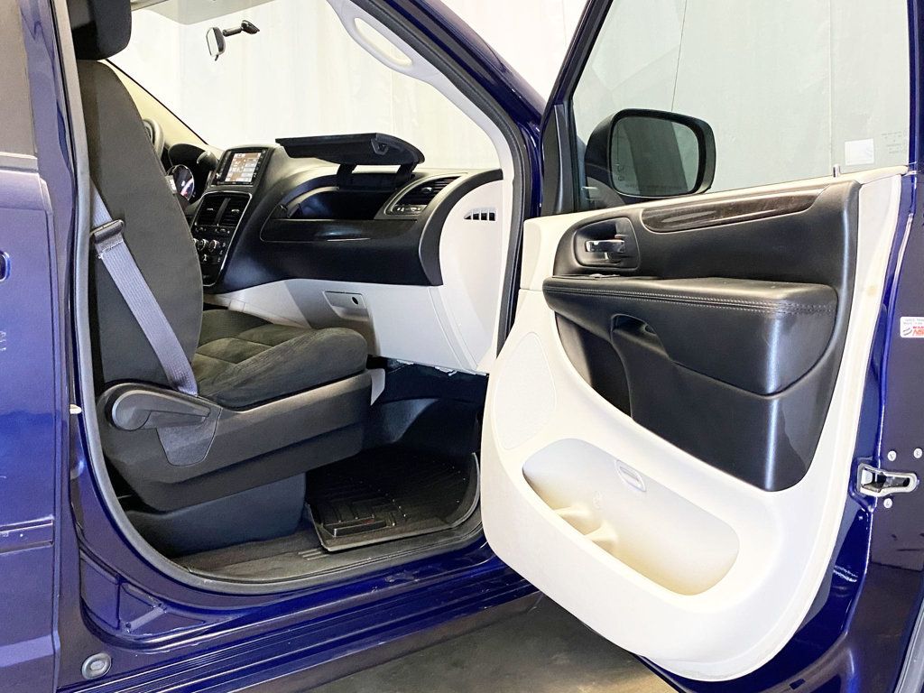 2015 Dodge Grand Caravan SXT - 22912060 - 36