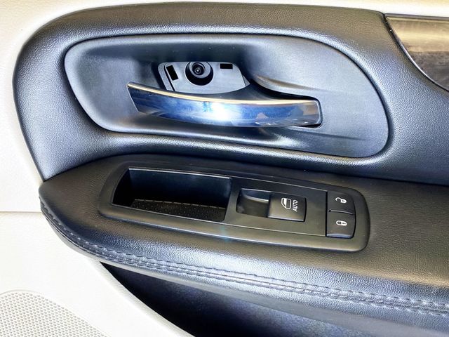 2015 Dodge Grand Caravan SXT - 22912060 - 37