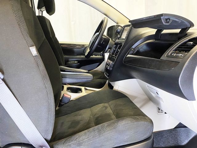 2015 Dodge Grand Caravan SXT - 22912060 - 38