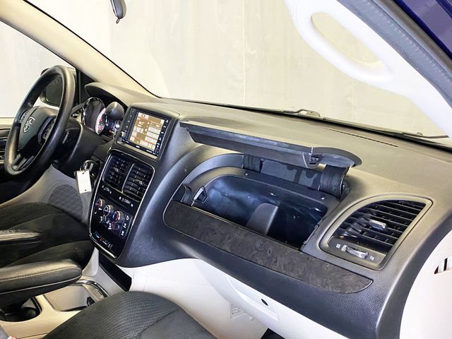 2015 Dodge Grand Caravan SXT - 22912060 - 39
