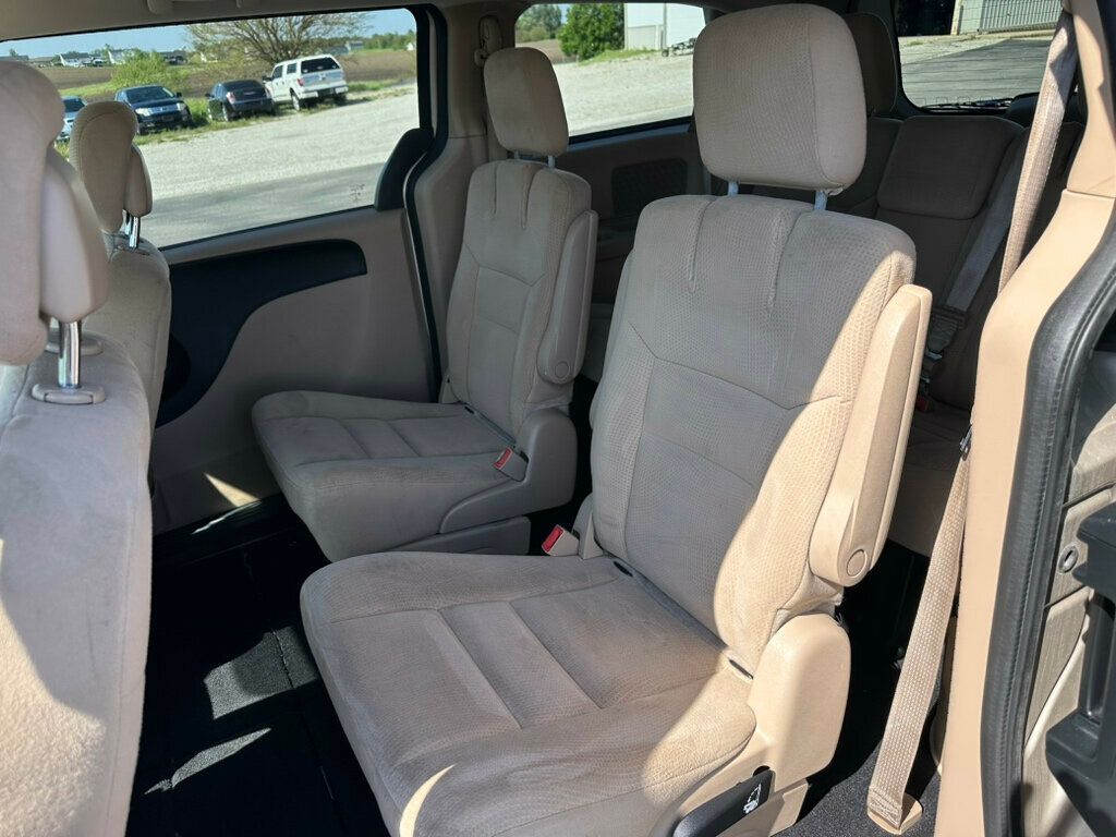 2015 Dodge Grand Caravan SXT - 23017183 - 9