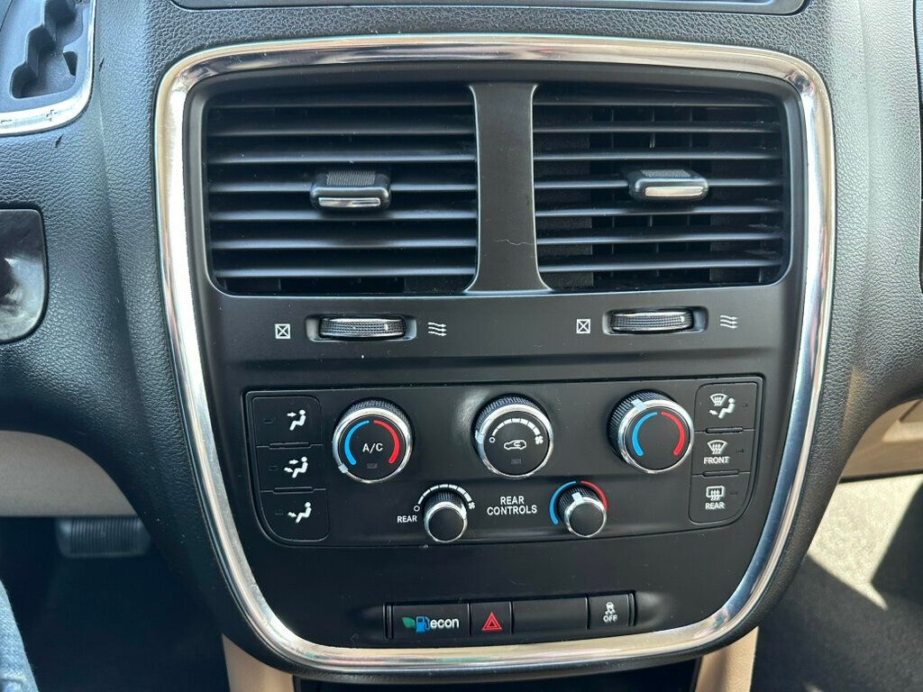 2015 Dodge Grand Caravan SXT - 23017183 - 15