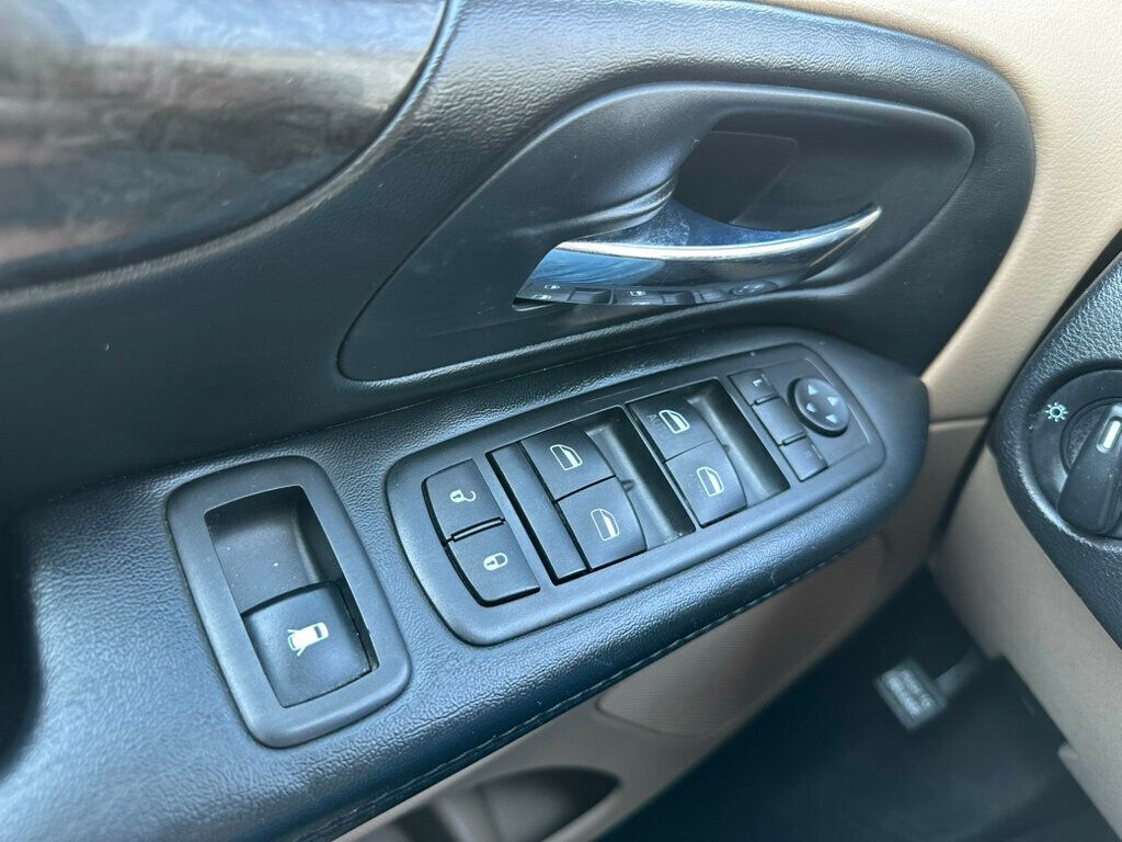 2015 Dodge Grand Caravan SXT - 23017183 - 16