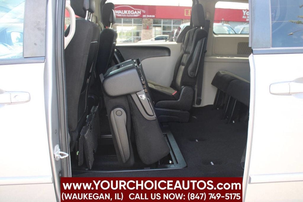 2015 Dodge Grand Caravan SXT 4dr Mini Van - 22900450 - 17