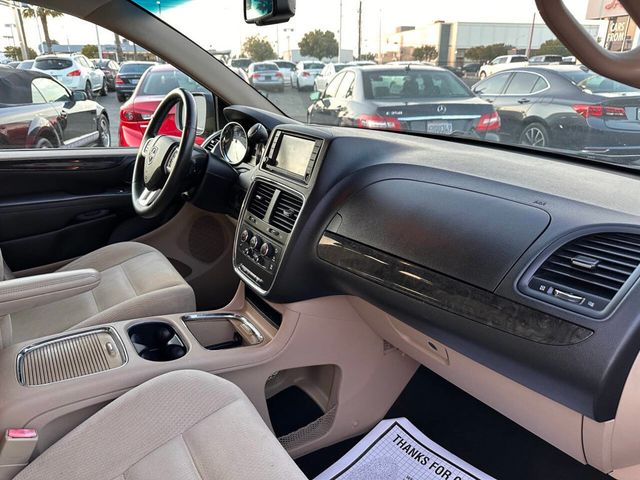 2015 Dodge Grand Caravan SXT 4dr Mini Van - 22836965 - 17
