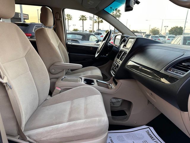 2015 Dodge Grand Caravan SXT 4dr Mini Van - 22836965 - 19