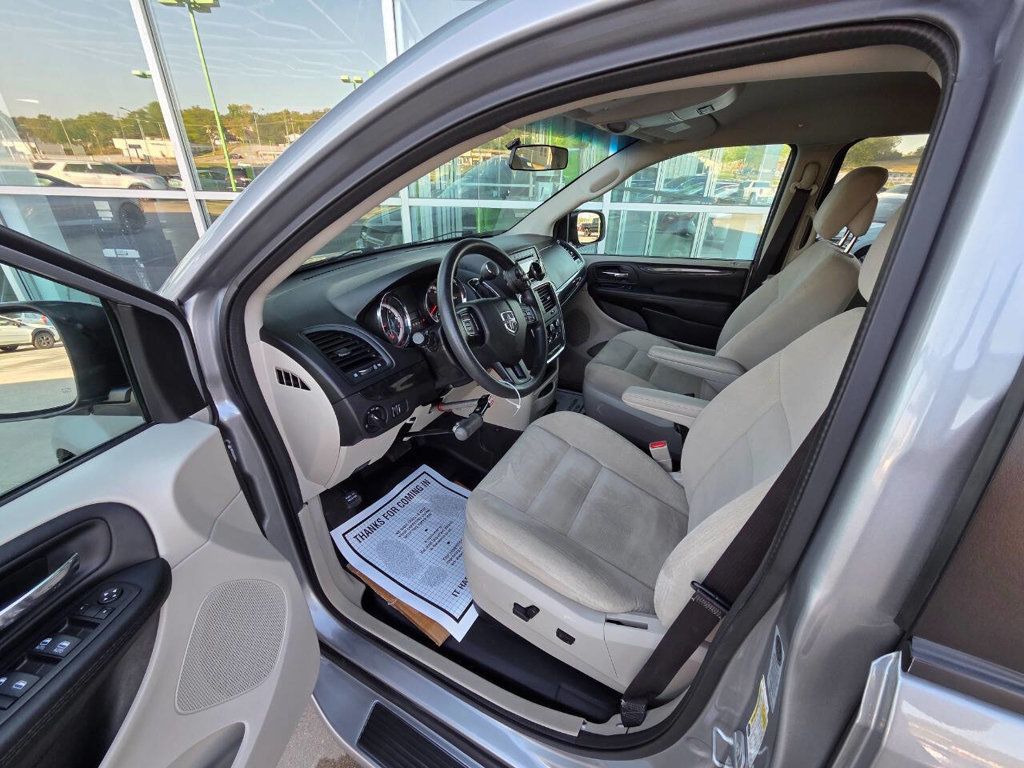 2015 Dodge Grand Caravan SXT photo 10