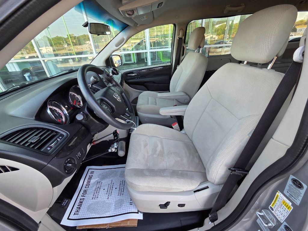 2015 Dodge Grand Caravan SXT photo 11