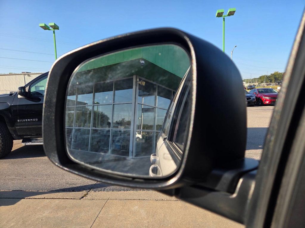 2015 Dodge Grand Caravan SXT photo 20