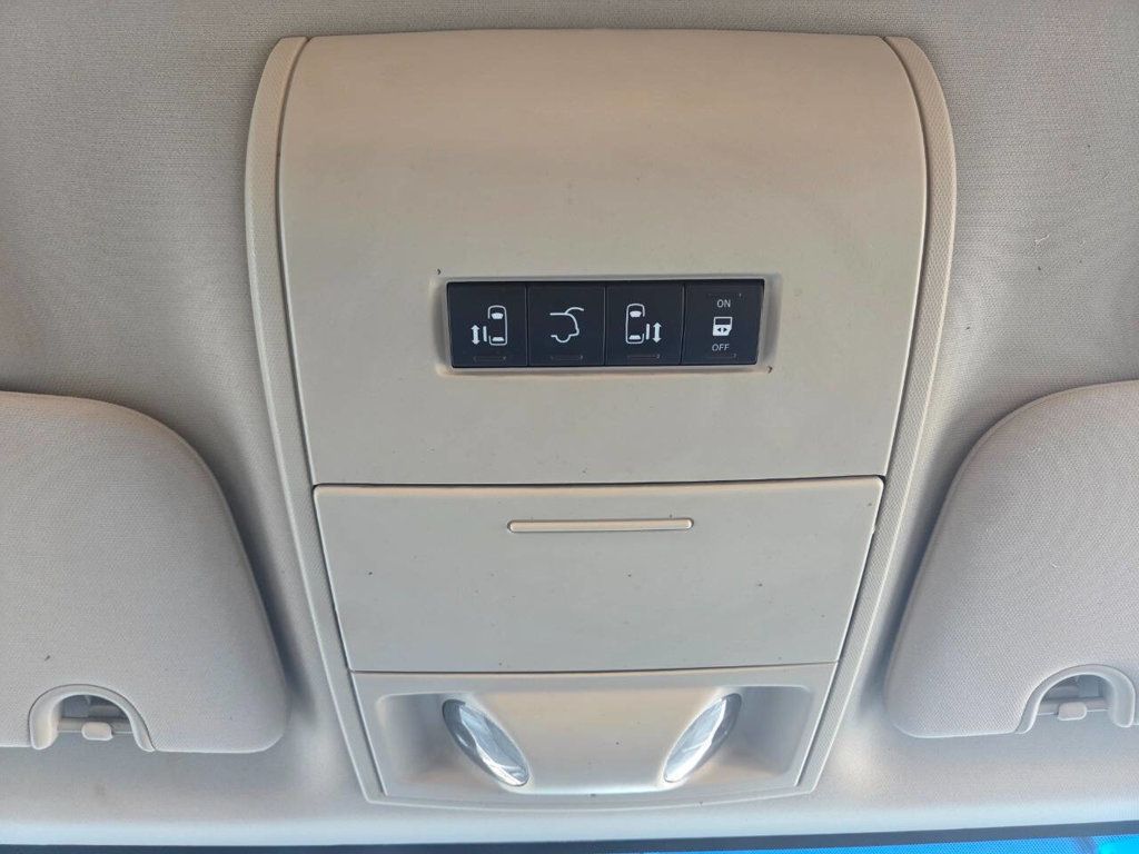 2015 Dodge Grand Caravan SXT photo 27