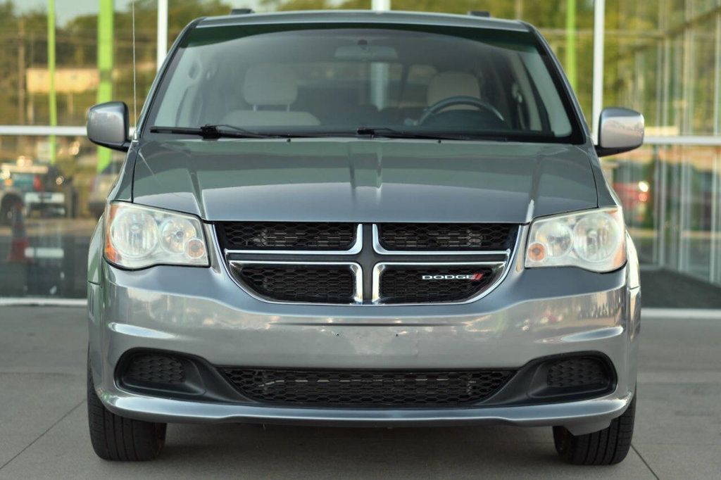 2015 Dodge Grand Caravan SXT photo 3