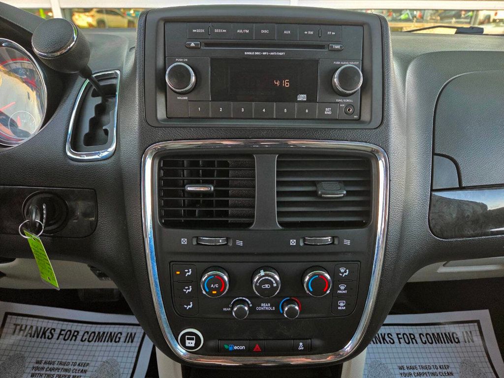 2015 Dodge Grand Caravan SXT photo 28