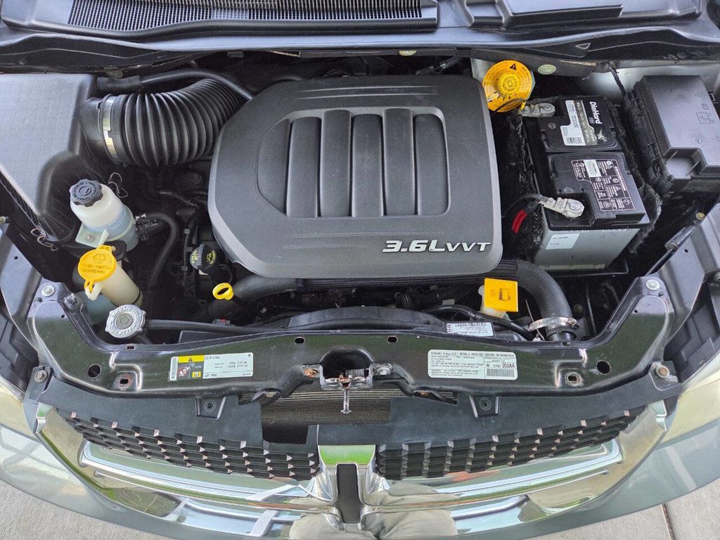 2015 Dodge Grand Caravan SXT photo 33