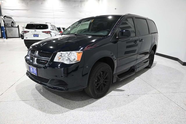 2015 Dodge Grand Caravan SXT Mobility Handicap Van - 23091630 - 9