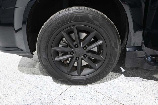 2015 Dodge Grand Caravan SXT Mobility Handicap Van - 23091630 - 11
