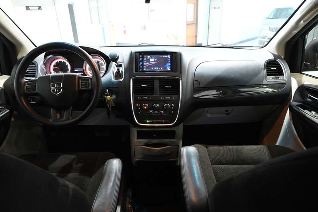 2015 Dodge Grand Caravan SXT Mobility Handicap Van - 23091630 - 23