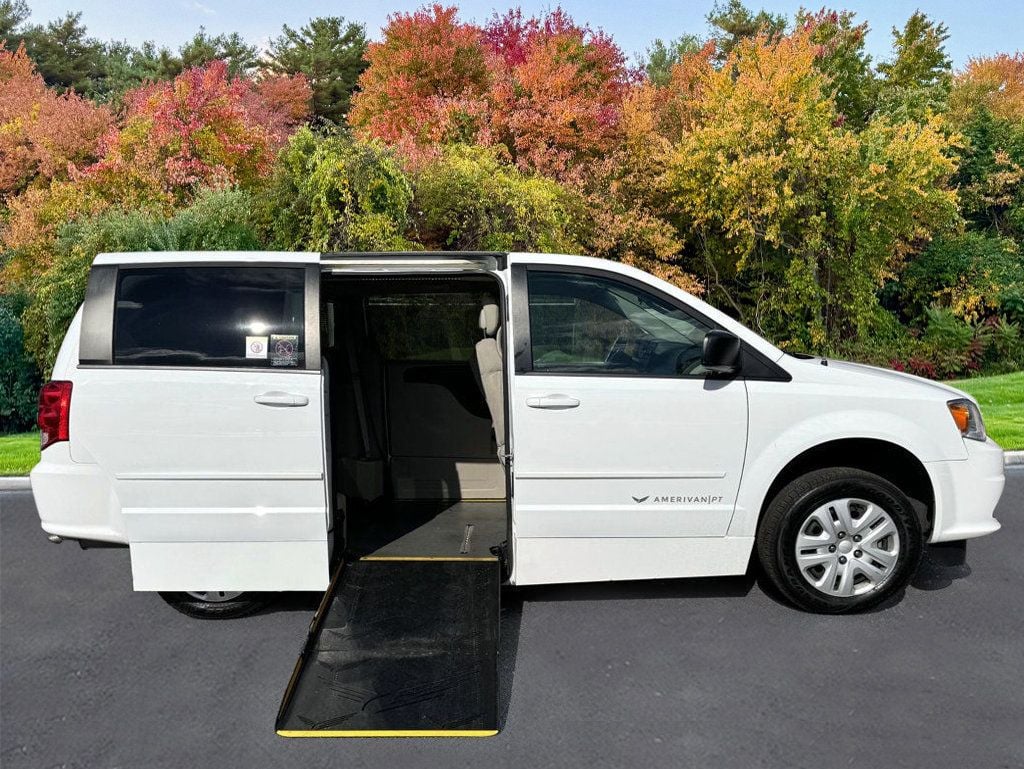 2015 Dodge Grand Caravan Eldorado Wheelchair Van For Adults Medical Transport Mobility ADA Handicapped - 22763953 - 11