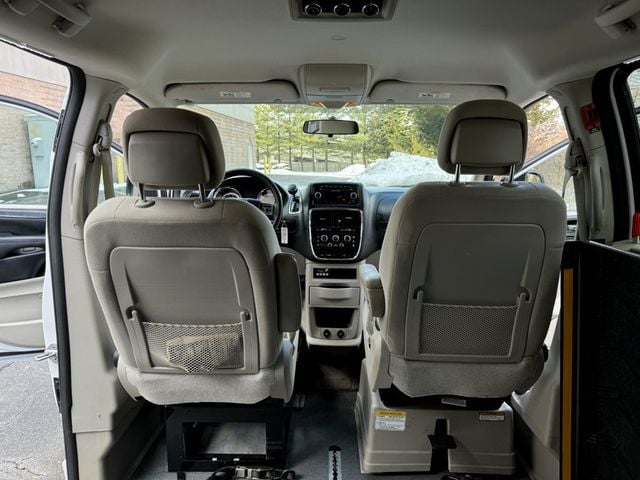 2015 Dodge Grand Caravan Eldorado Wheelchair Van For Adults Medical Transport Mobility ADA Handicapped - 22763953 - 28