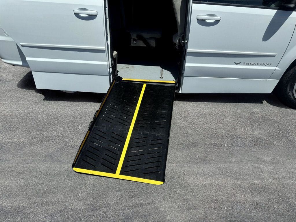 2015 Dodge Grand Caravan SE AmeriVan by Eldorado For Personal Wheelchair-Accessible Transportation - 23033710 - 4