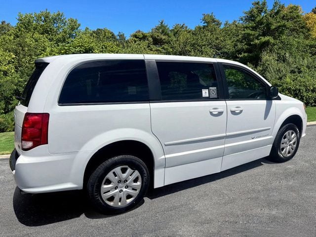 2015 Dodge Grand Caravan SE AmeriVan by Eldorado For Personal Wheelchair-Accessible Transportation - 23033710 - 5