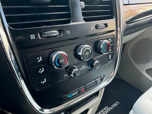 2015 Dodge Grand Caravan SE Eldorado Wheelchair Van For Adults Medical Transport Mobility ADA Handicapped - 22763953 - 34