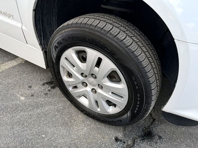 2015 Dodge Grand Caravan SE Eldorado Wheelchair Van For Adults Medical Transport Mobility ADA Handicapped - 22763953 - 41