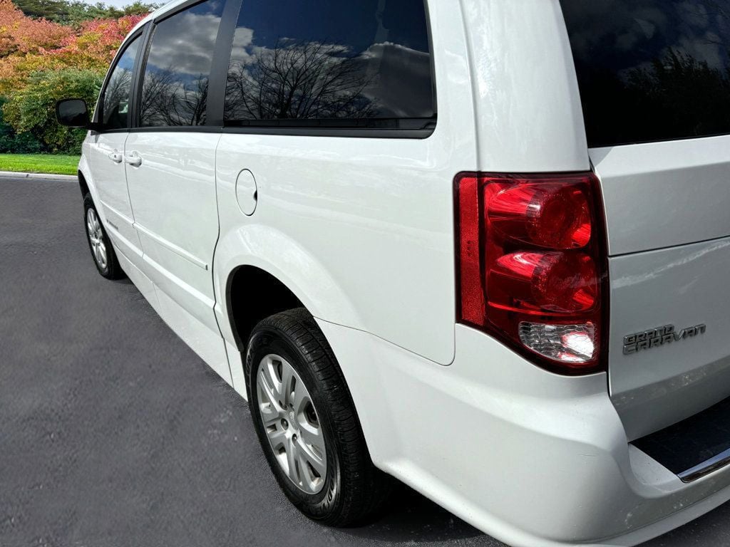 2015 Dodge Grand Caravan SE Eldorado Wheelchair Van For Adults Medical Transport Mobility ADA Handicapped - 22763953 - 5
