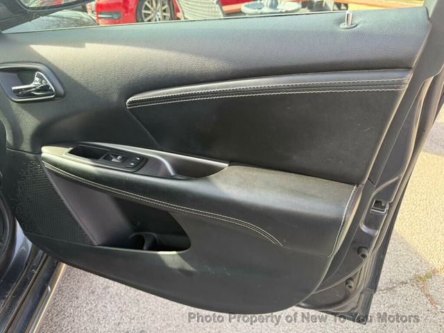 2015 Dodge Journey FWD 4dr Crossroad - 22990471 - 17