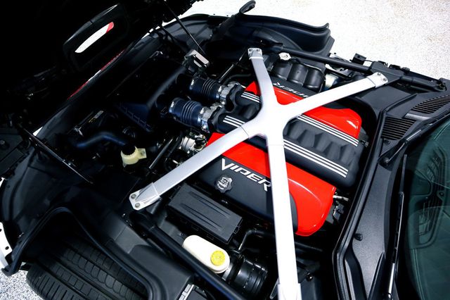 2015 Dodge SRT VIPER GT RARE VIPER WHITE...3,465 Miles...Collectable! - 22860808 - 38