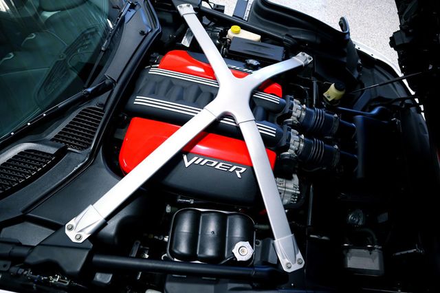2015 Dodge SRT VIPER GT RARE VIPER WHITE...3,465 Miles...Collectable! - 22860808 - 39