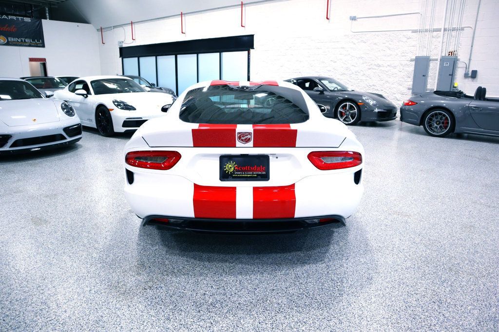 2015 Dodge Viper SRT10 GT photo 17