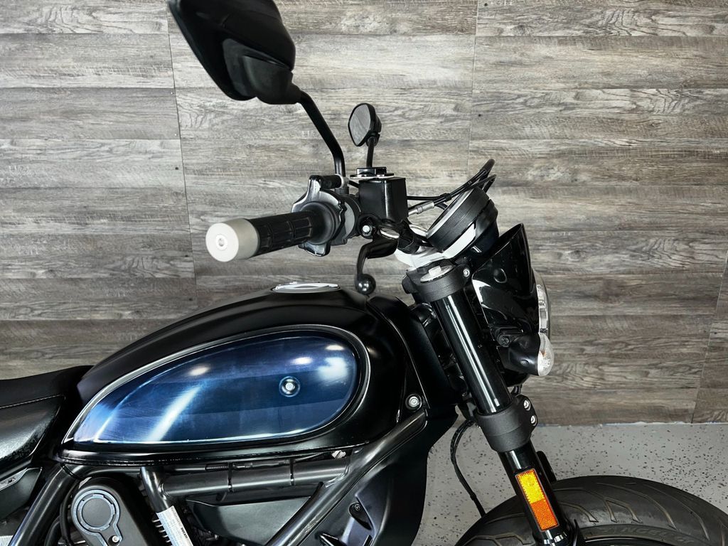 2015 Ducati Scrambler Icon LOW MILES! - 21750032 - 6