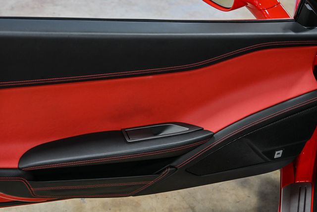 2015 Ferrari 458 Italia 2dr Convertible - 22947886 - 21