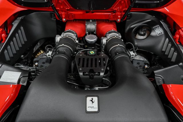 2015 Ferrari 458 Italia 2dr Convertible - 22947886 - 27