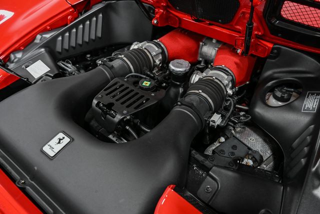 2015 Ferrari 458 Italia 2dr Convertible - 22947886 - 28