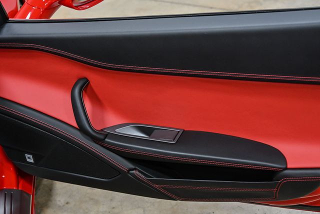 2015 Ferrari 458 Italia 2dr Convertible - 22947886 - 34