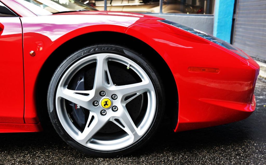 2015 Ferrari 458 Italia 2dr Convertible - 17331830 - 27