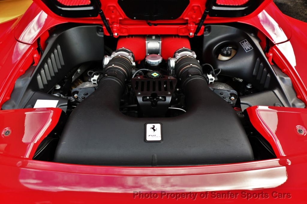 2015 Ferrari 458 Italia 2dr Convertible - 17331830 - 31