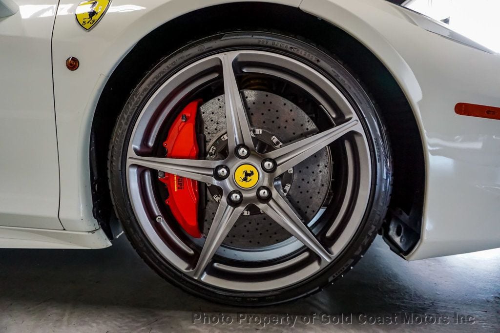 2015 Ferrari 458 Italia *Carbon Fibre Racing Package* *Two-Tone Exterior* *$298k+ MSRP*  - 22527409 - 38