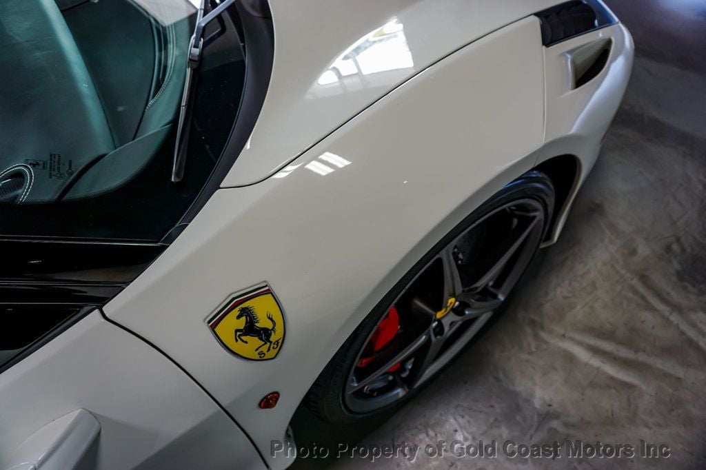 2015 Ferrari 458 Italia *Carbon Fibre Racing Package* *Two-Tone Exterior* *$298k+ MSRP*  - 22527409 - 54