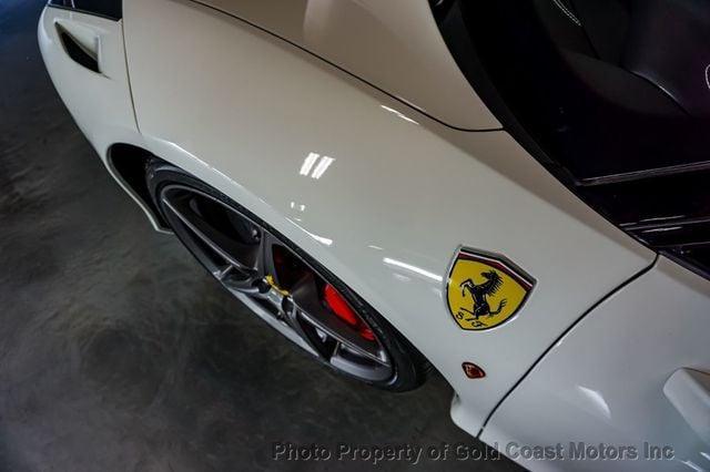 2015 Ferrari 458 Italia *Carbon Fibre Racing Package* *Two-Tone Exterior* *$298k+ MSRP*  - 22527409 - 55