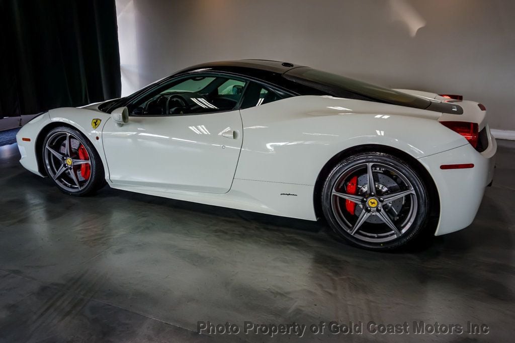 2015 Ferrari 458 Italia *Carbon Fibre Racing Package* *Two-Tone Exterior* *$298k+ MSRP*  - 22527409 - 5