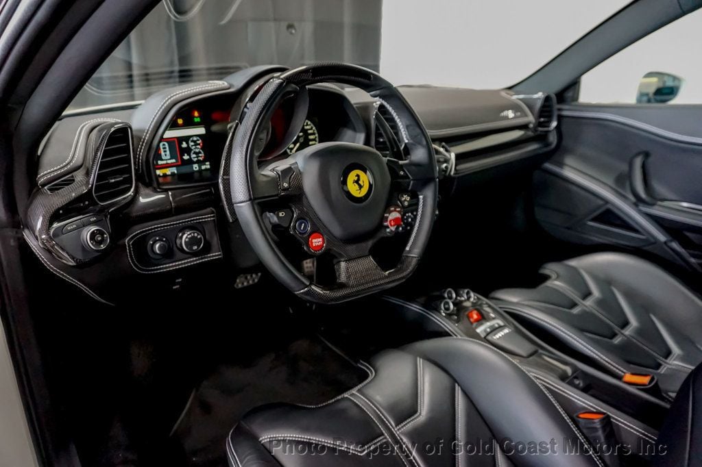 2015 Ferrari 458 Italia *Carbon Fibre Racing Package* *Two-Tone Exterior* *$298k+ MSRP*  - 22527409 - 8