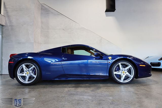 2015 Ferrari 458 Spider F1 Convertible - 22991784 - 12