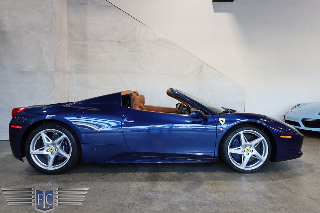 2015 Ferrari 458 Spider F1 Convertible - 22991784 - 1