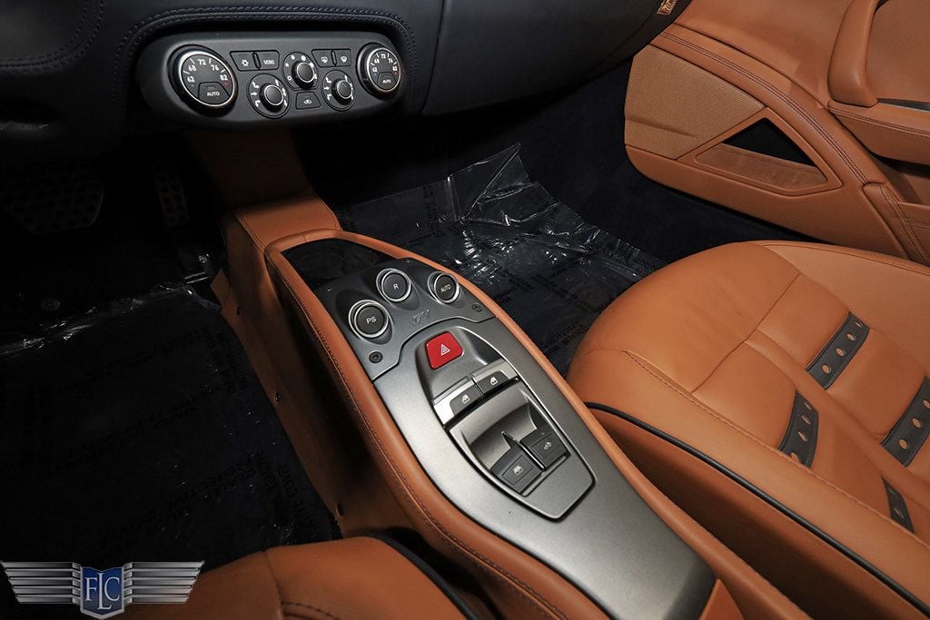 2015 Ferrari 458 Spider F1 Convertible - 22991784 - 23