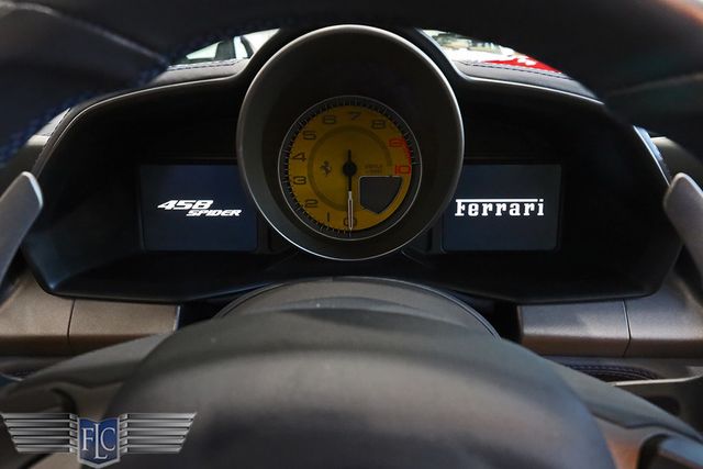 2015 Ferrari 458 Spider F1 Convertible - 22991784 - 25
