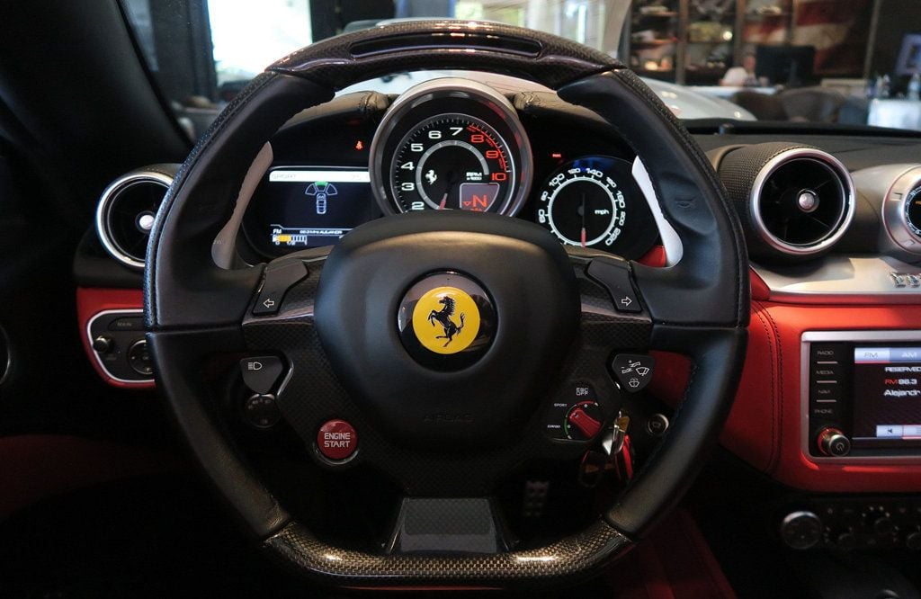 2015 Ferrari California T 2dr Convertible - 22673075 - 16